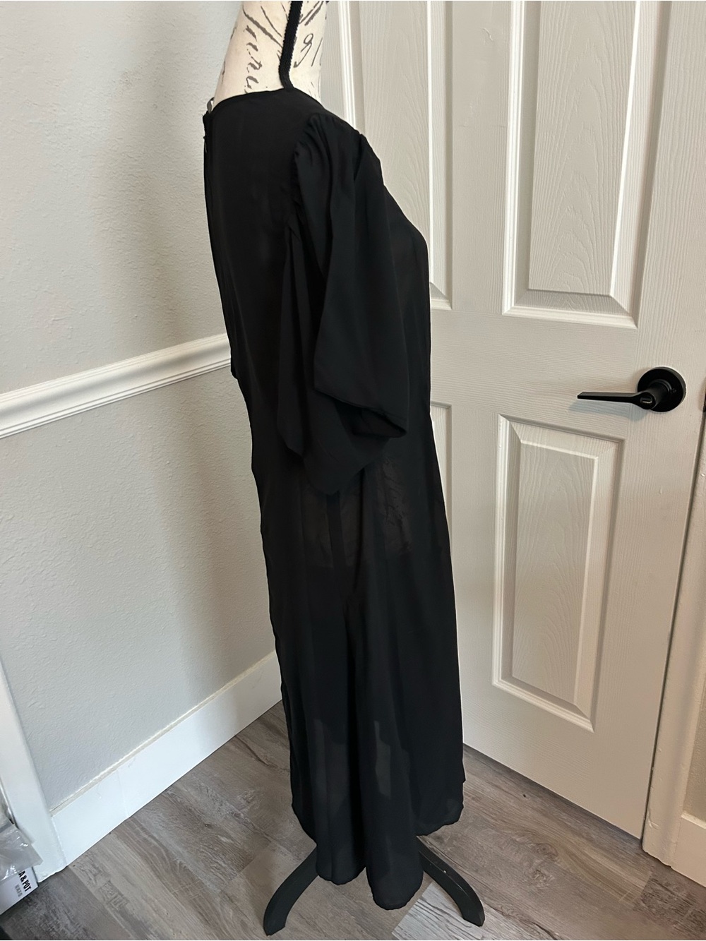 NWT Sold Out Anthropologie Modern Sheer Midi Dress with Puff Sleeves Size 12 - Picture 12 of 16